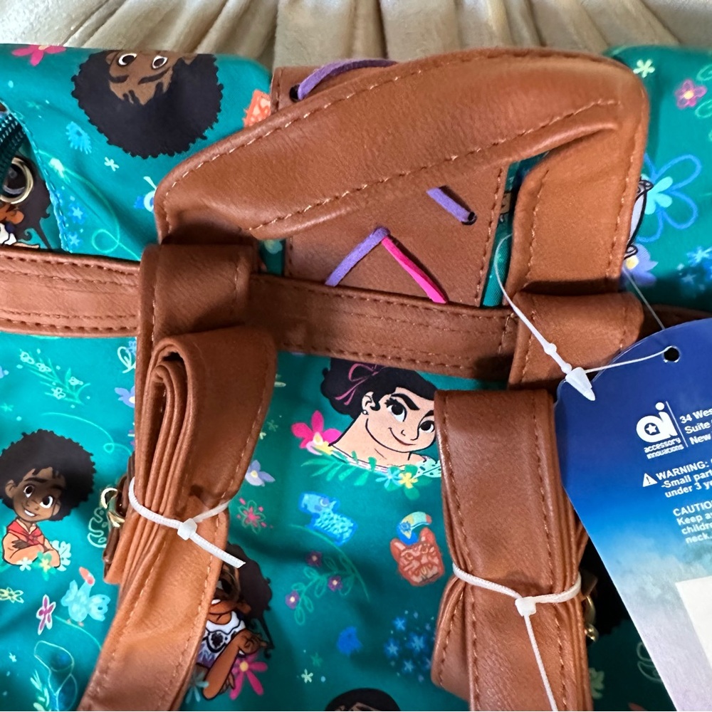 Disney Encanto Fast Forward Mini Backpack: NWT - Picture 5 of 12